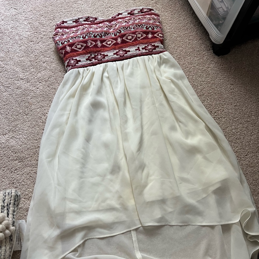 Francesca’s Small Tribal Print White Dress
